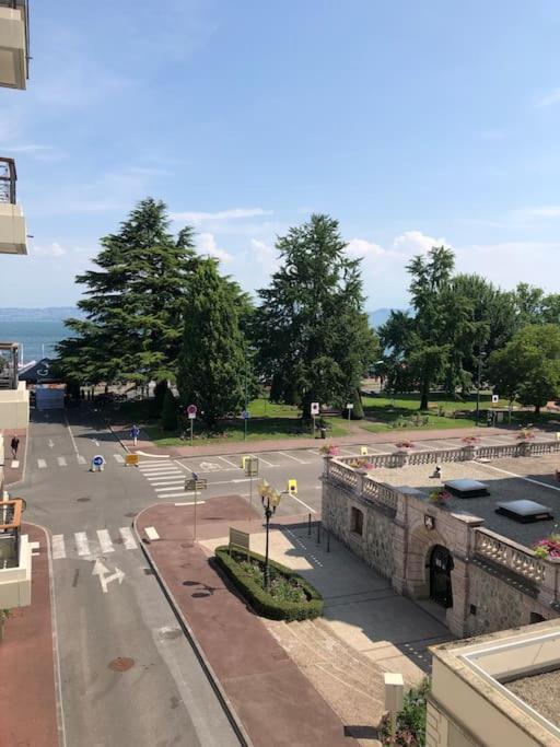 Appartement. La Coupole 2 Pieces Avec Vue Évian-les-Bains Exterior foto